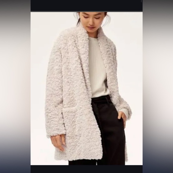 *like new* Wilfred fuzzy dark green jacket - Picture 8 of 9